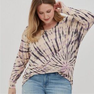 Torrid RELAXED FIT SUPER SOFT CREW NECK DOLMAN TEE Tie Dye - Size 3